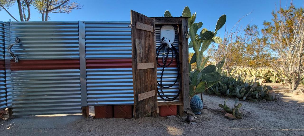 Cactus Adobe Villa Twentynine Palms Exterior photo