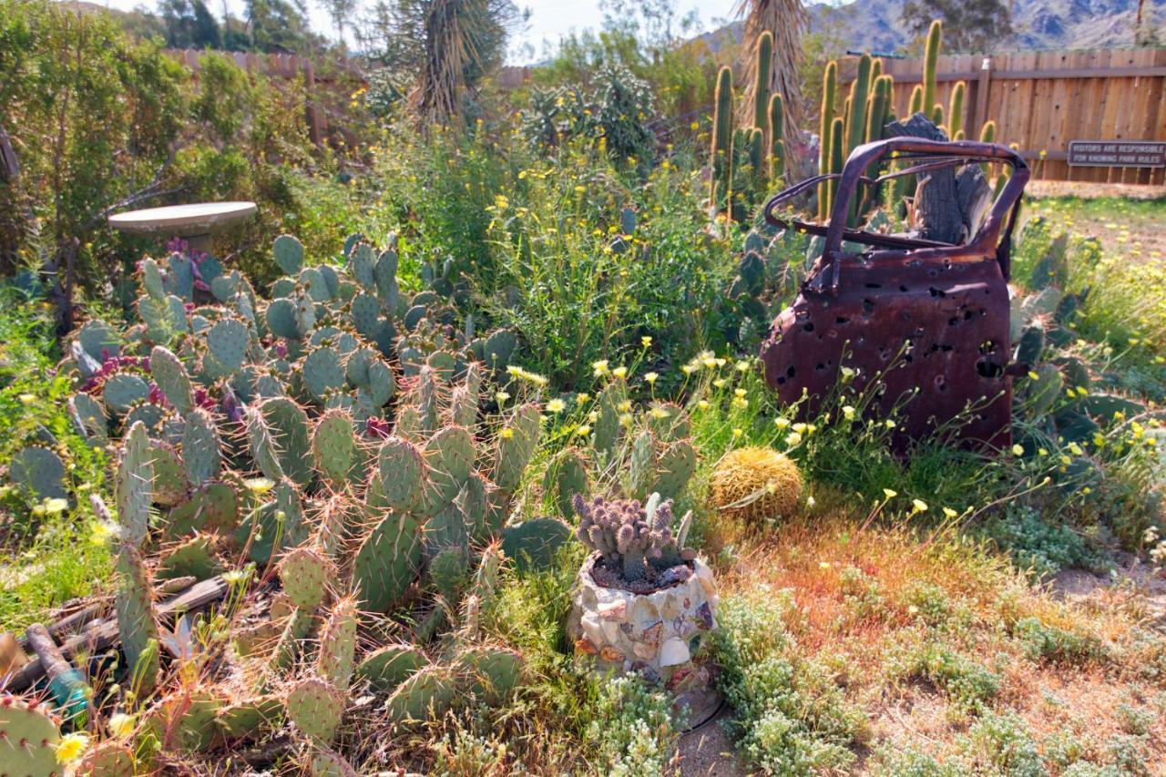 Cactus Adobe Villa Twentynine Palms Exterior photo